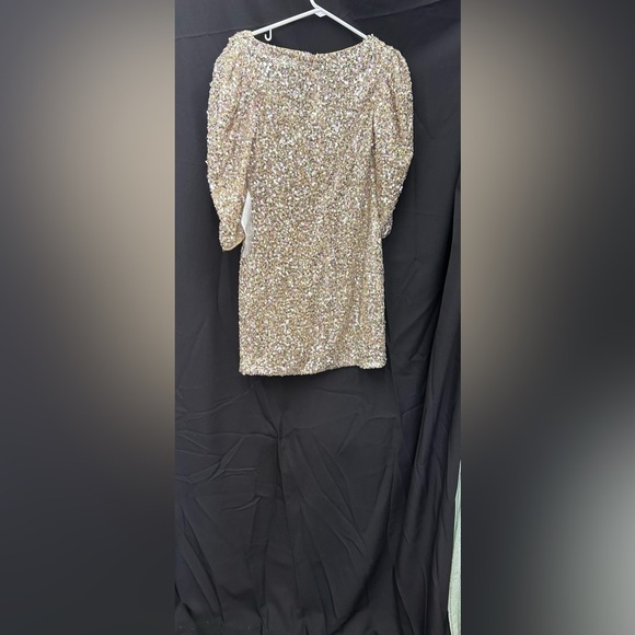 Mac Duggal 26449 NWT Sequined Mini Dress a with Balloon Sleeves - Picture 5 of 9